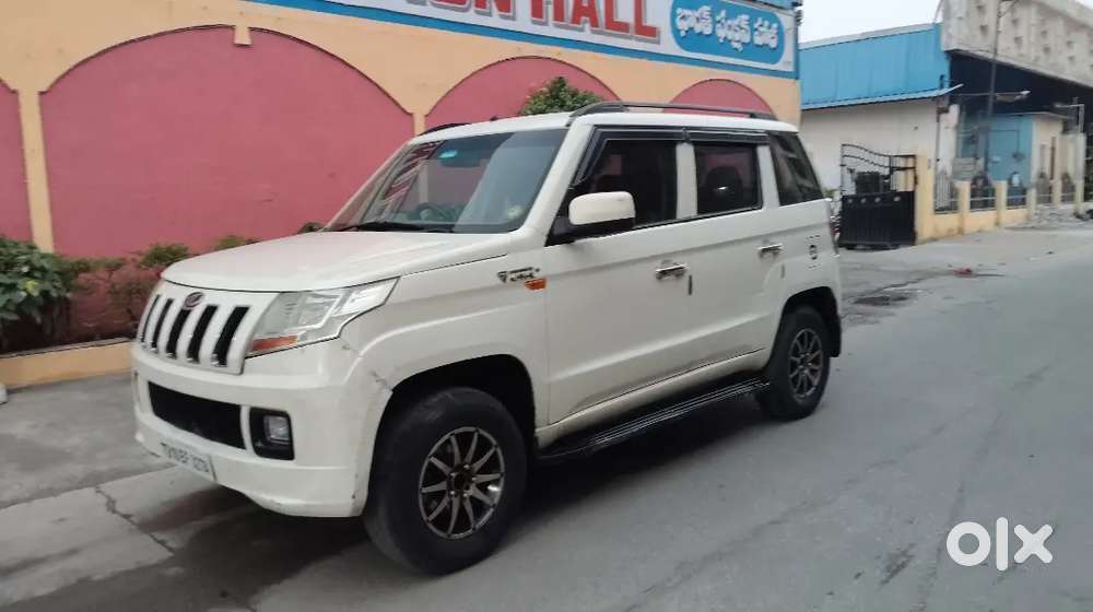 Tuv 300 T6 Model 2016. Diesel .se Second Owner