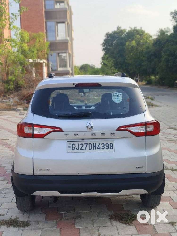 Renault Triber Rxz, 2021, Petrol