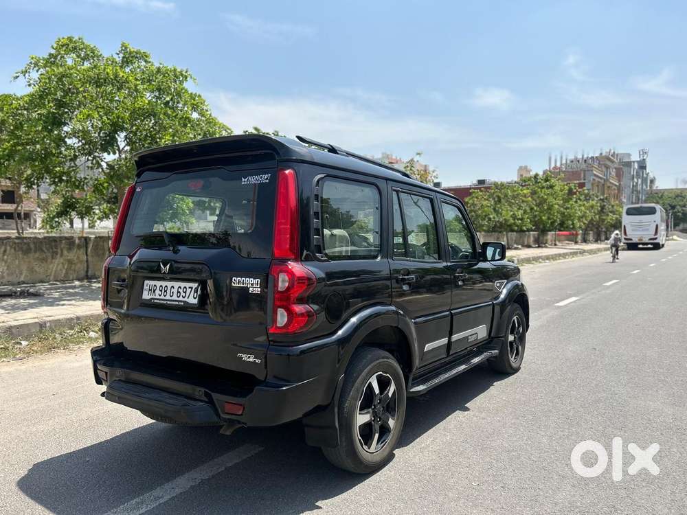 Mahindra Scorpio Classic 2.2 S 11 Mt 7 Cc, 2022, Diesel