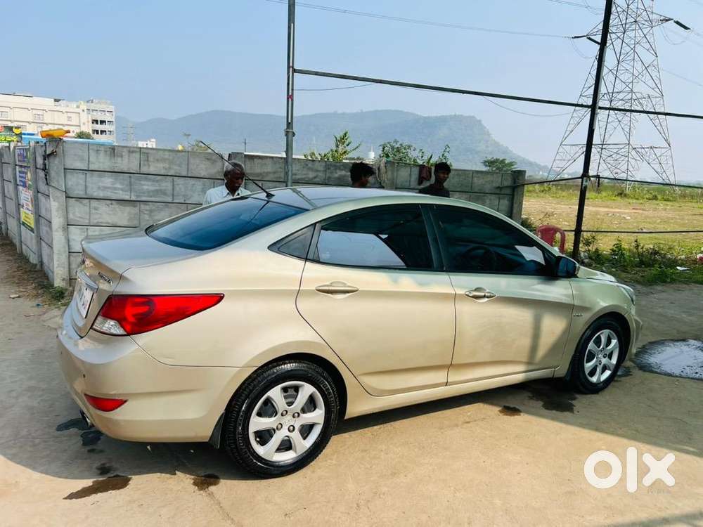 Hyundai Fluidic Verna 2012 Diesel Well Maintained
