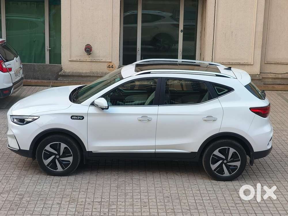 Mg Zs Ev Exclusive Iconic Ivory, 2022, Electric