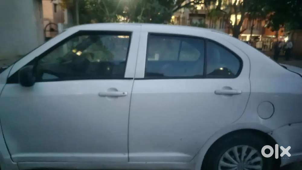 Maruti Suzuki Dzire 2016