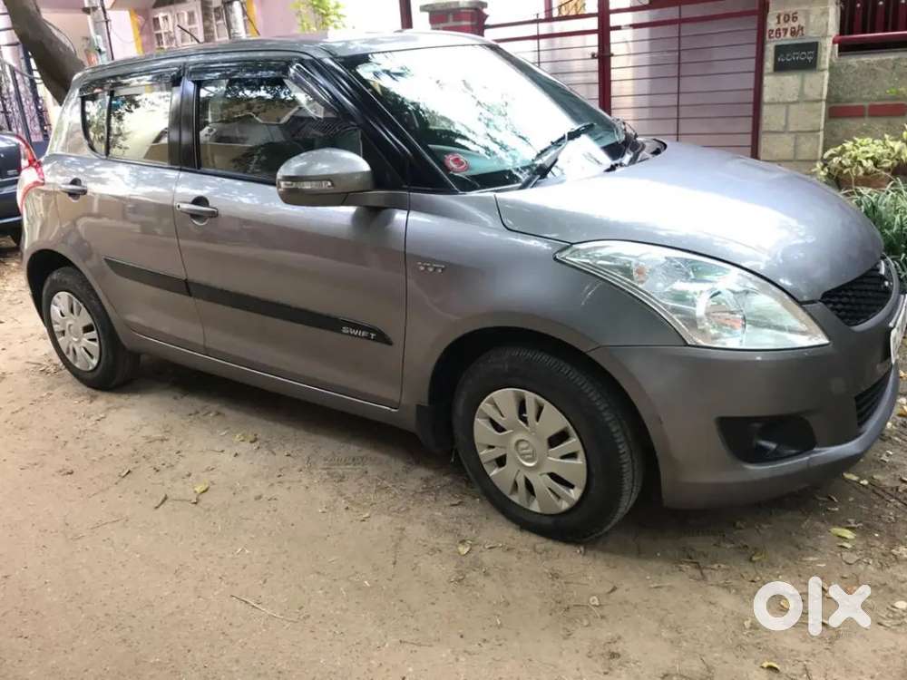 Maruti Suzuki Swift 2011 Petrol 74000 Km Driven