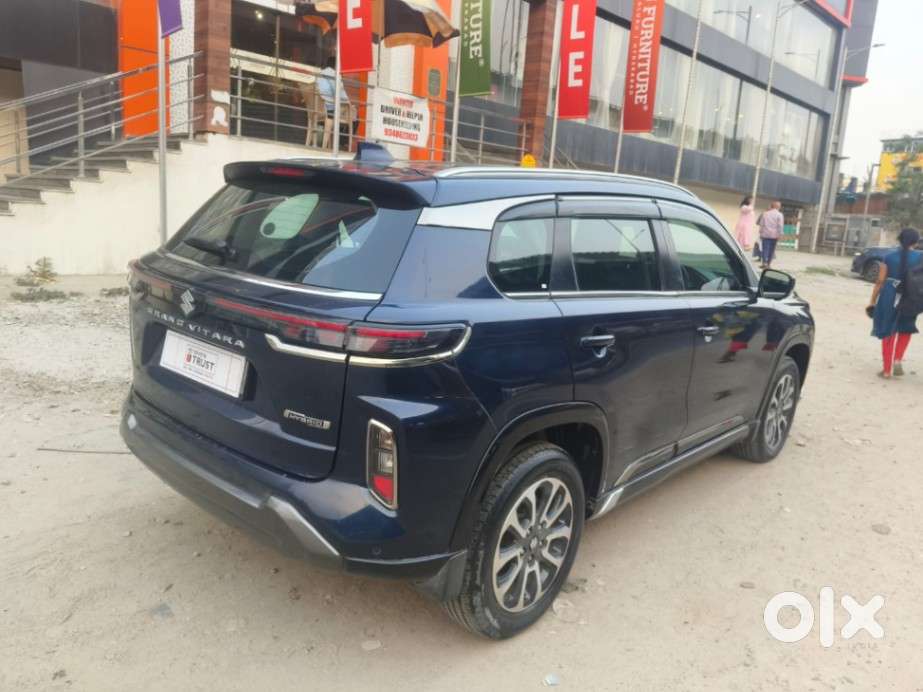 Maruti Suzuki Grand Vitara 1.5 Alpha Smart Hybrid Dual Tone, 2022, D..