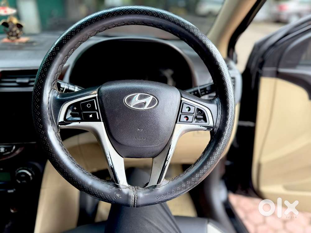 Hyundai Verna 1.6 Sx Crdi (o), 2012, Diesel