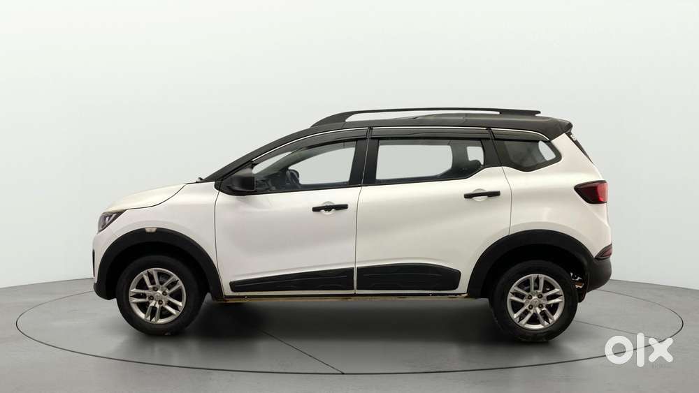 Renault Triber Rxl, 2023, Petrol