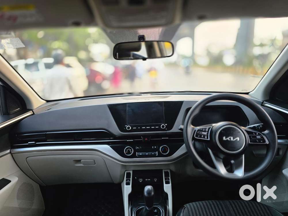 Kia Carens 1.5 Prestige 7 Str, 2023, Petrol