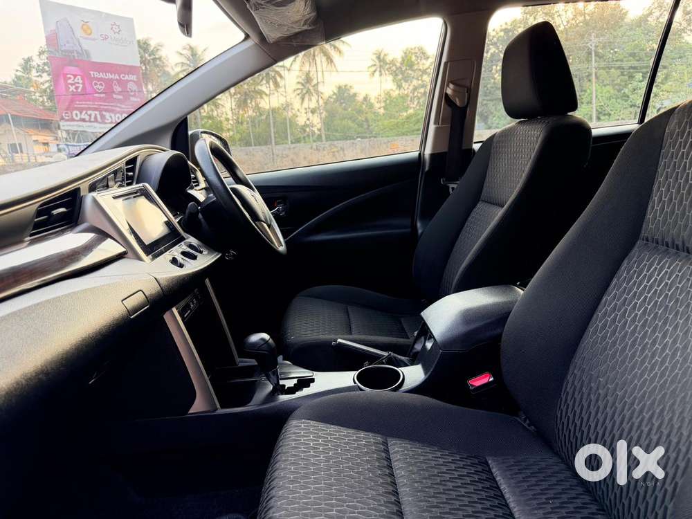 Toyota Innova Crysta 2.8 Gx At 8s, 2019, Diesel