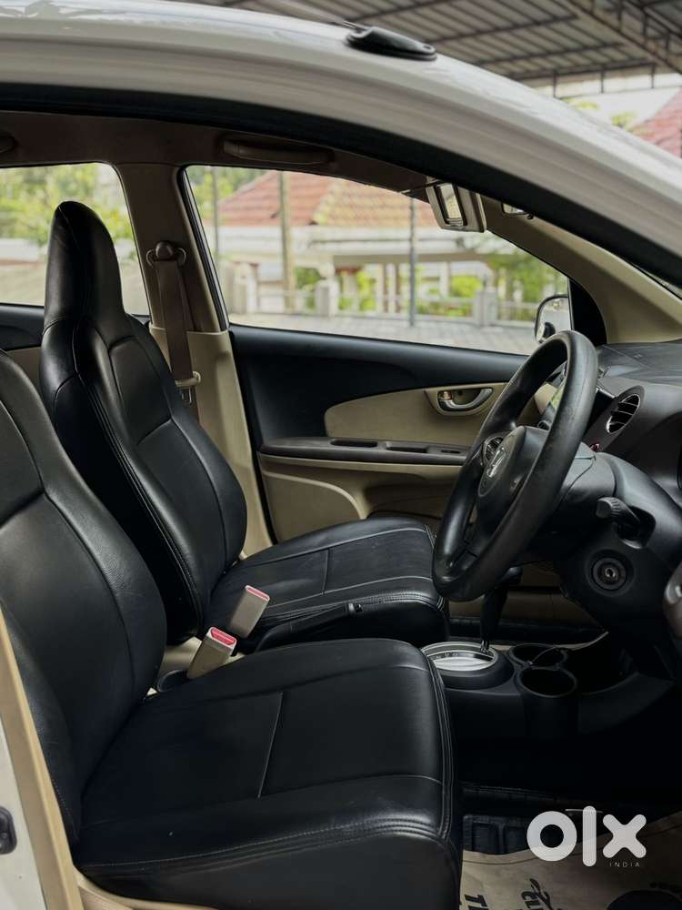 Honda Brio 2013-2016 Vx At, 2013, Petrol