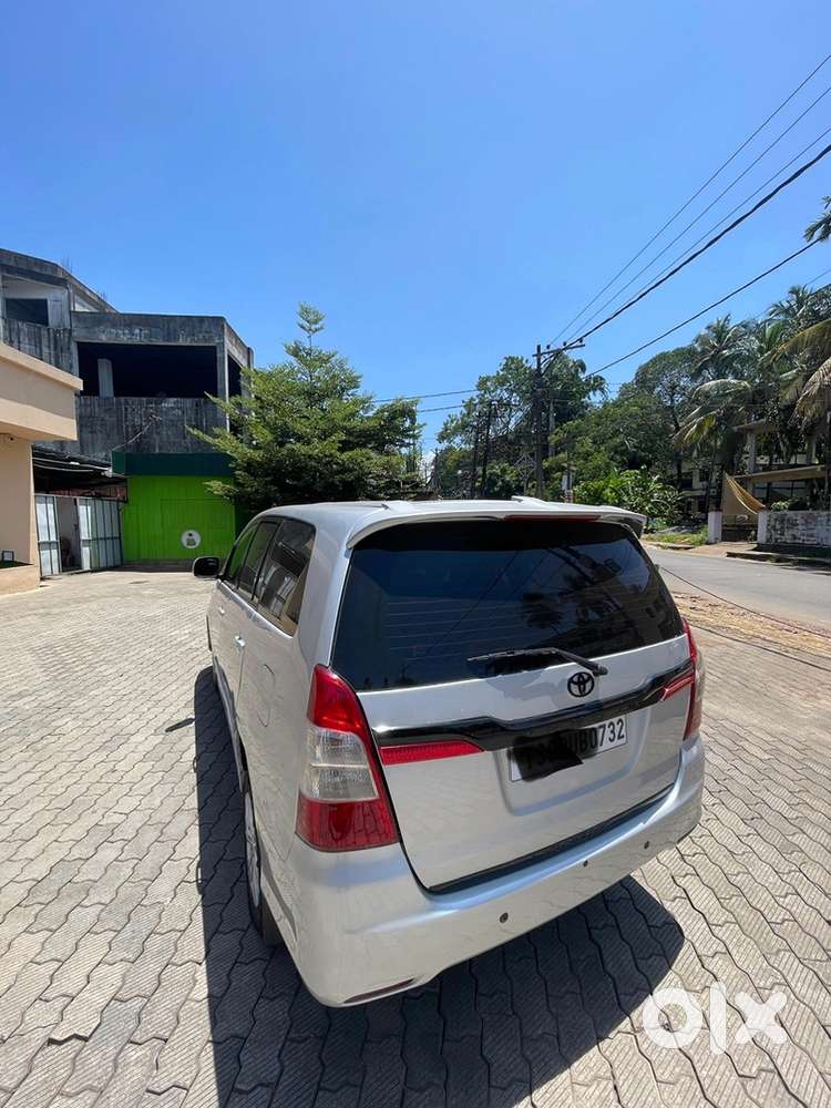Toyota Innova Diesel 2014