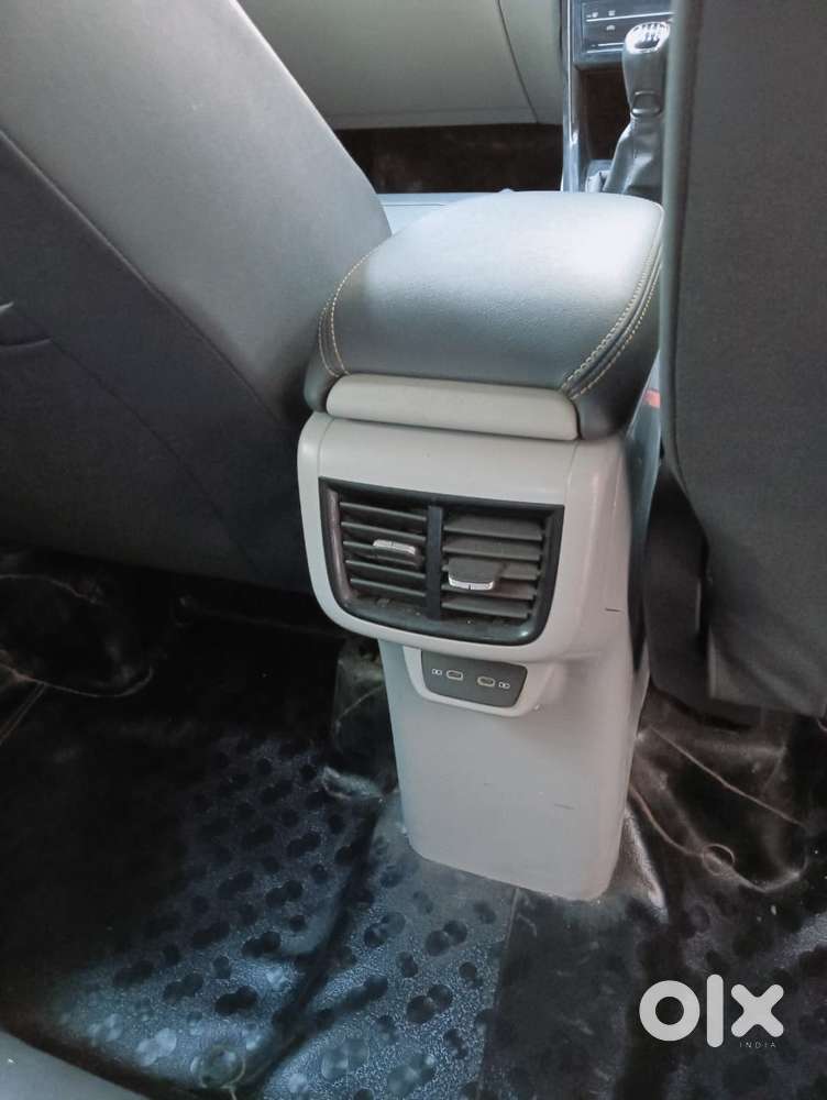 Skoda Kushaq 1.0 Tsi Ambition, 2021, Petrol