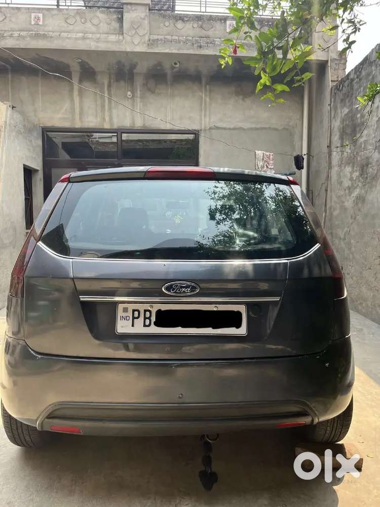 Ford Figo Diesel Zxi 2012