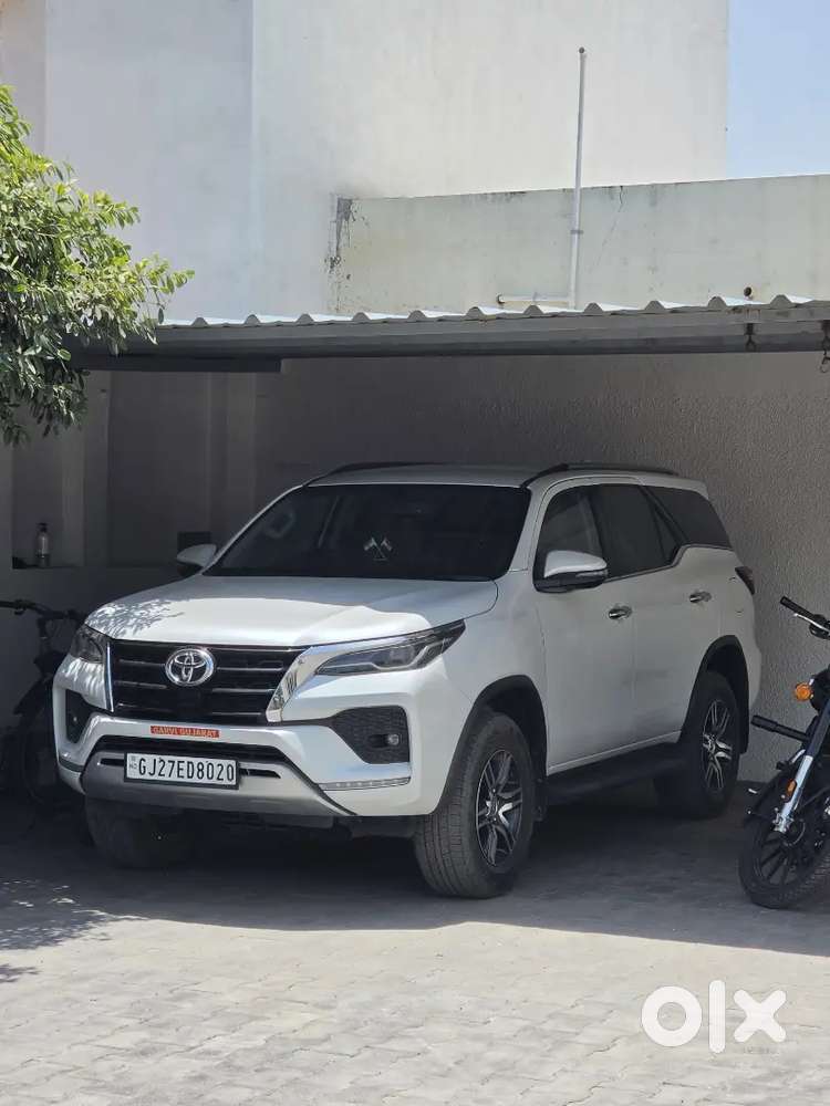 Toyota Fortuner Automatic