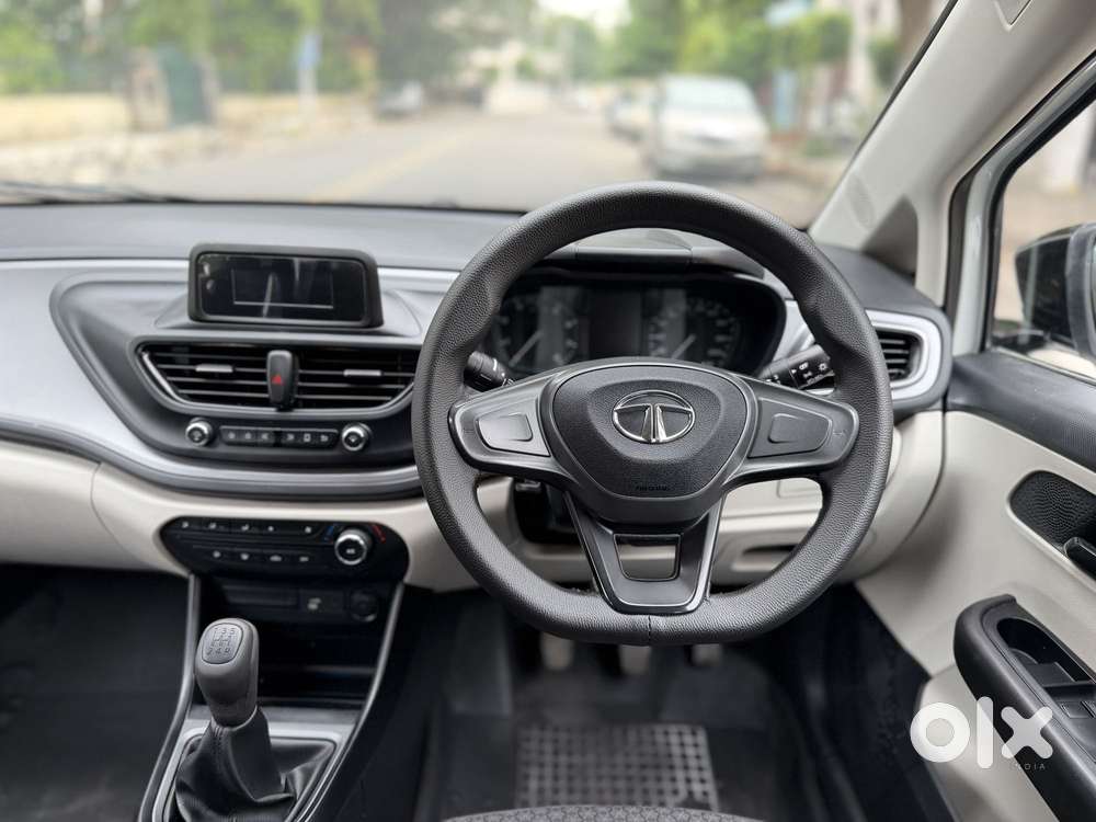 Tata Altroz 1.5 Xe Diesel, 2023, Diesel