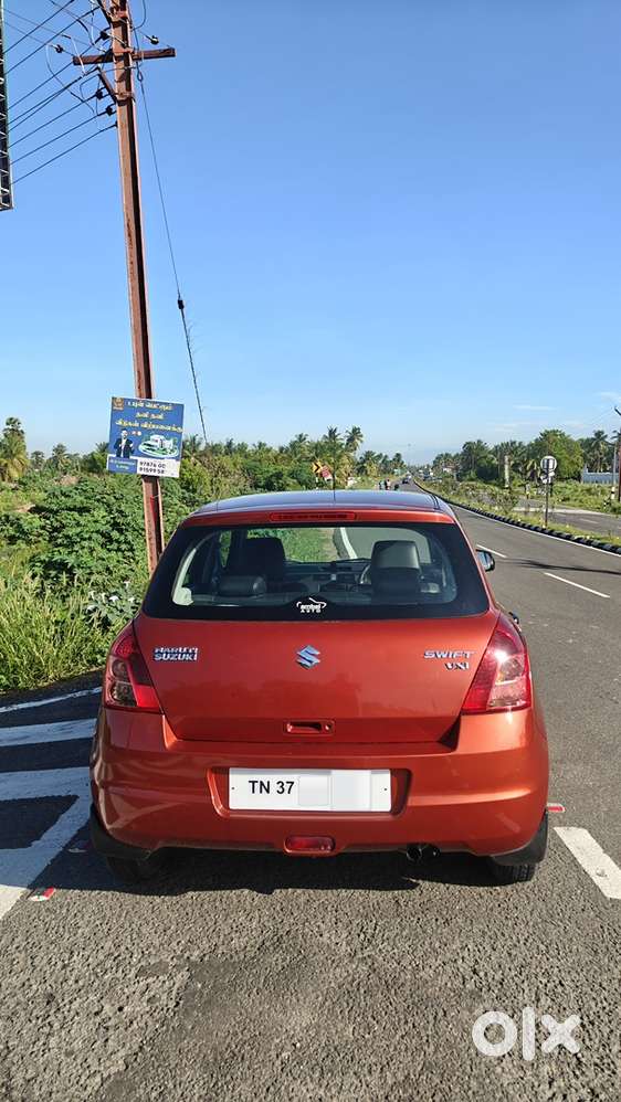 Maruti Suzuki Swift Manual Petrol 2011