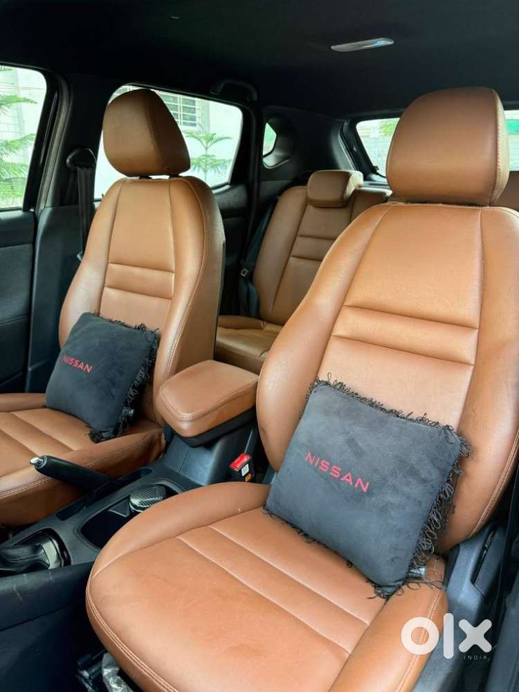 Nissan Magnite Kuro Edition 1.0 Turbo Petrol Cvt, 2023, Petrol