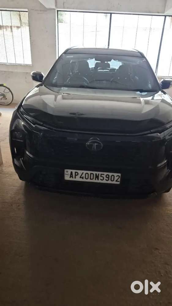 Tata Safari 2025 Diesel 39000 Km Driven