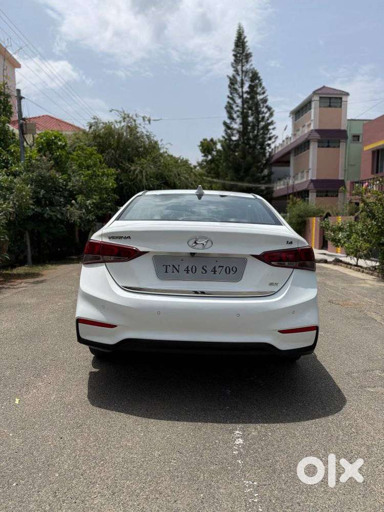 Hyundai Verna 1.6 Vtvt Sx, 2019, Petrol