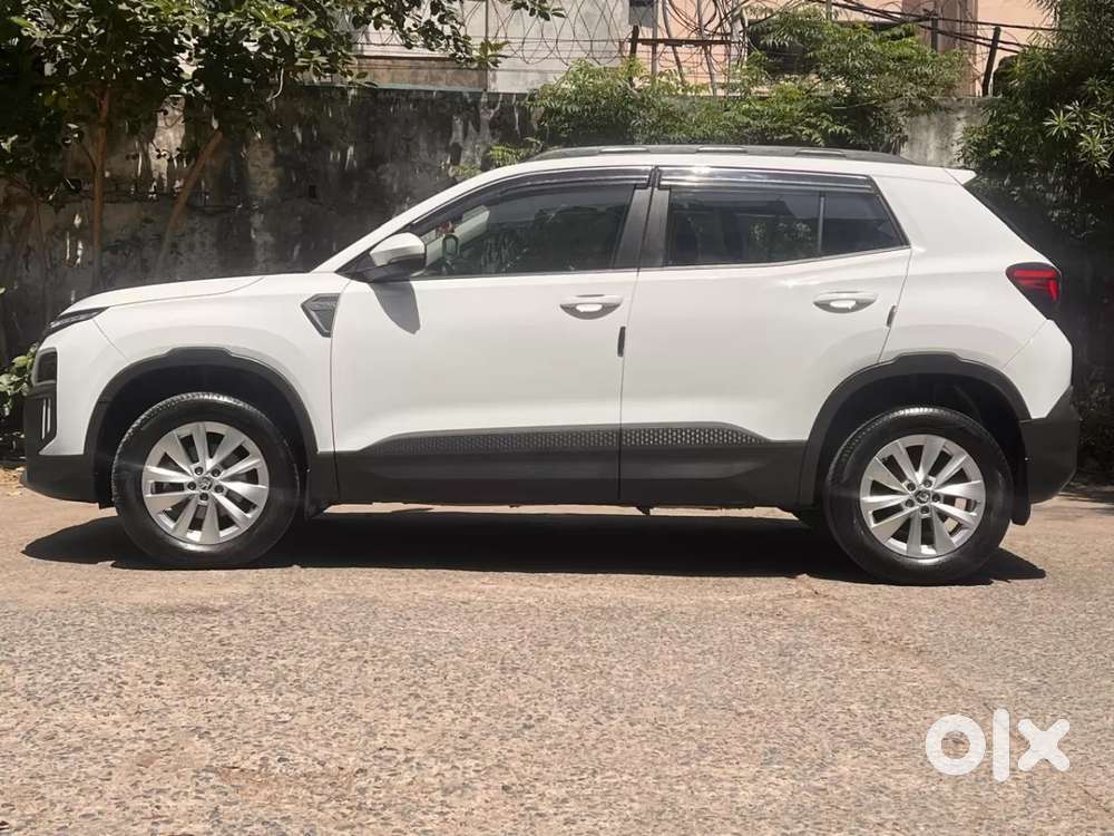 Skoda Kylaq Signature At, 2025, Petrol
