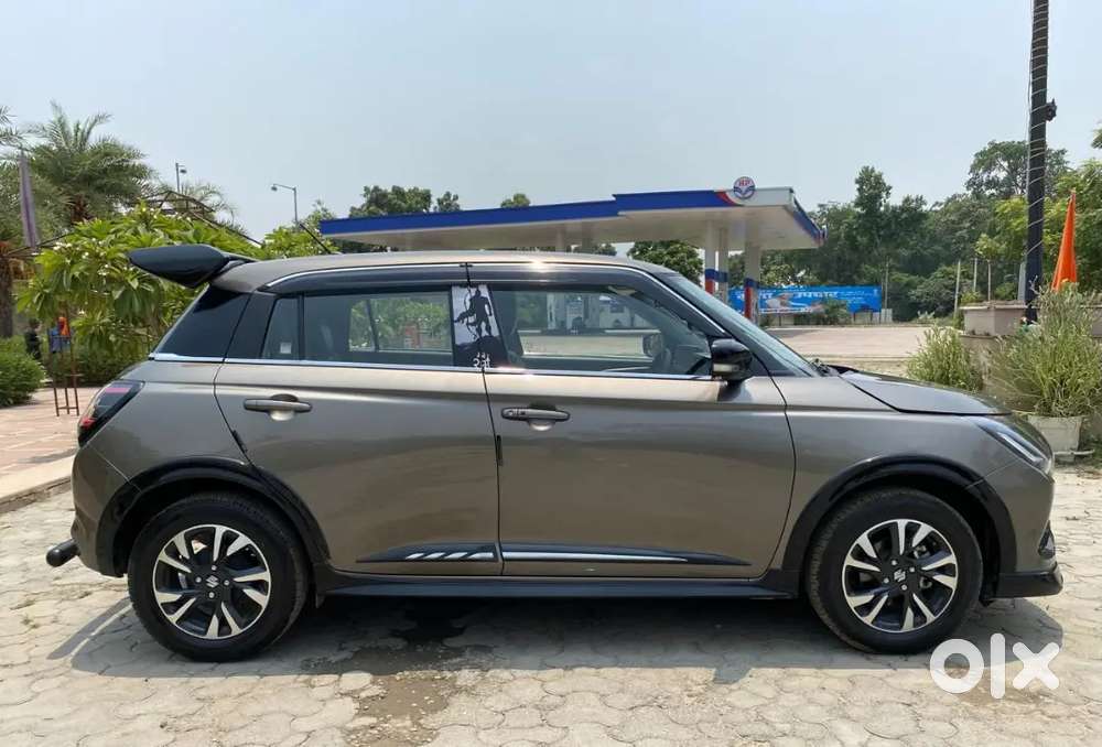 Brand New Condition Zxi+ 2025