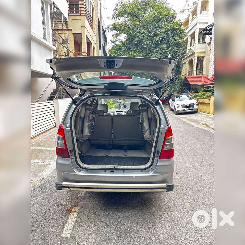 Toyota Innova Diesel 2012