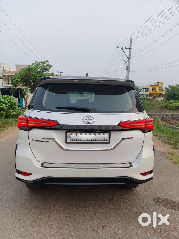 Toyota Fortuner Legender 4x2 At 2.8, 2023, Diesel