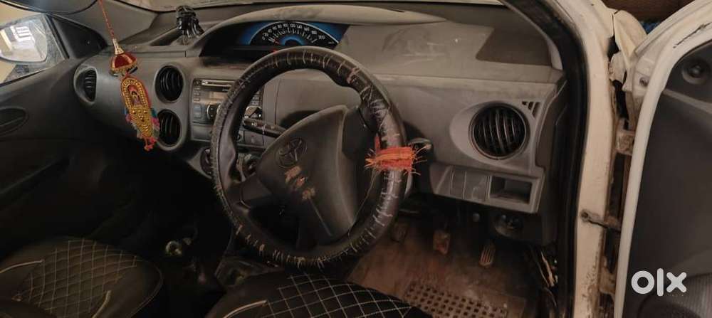 Toyota Etios 2013 Petrol Well Maintained
