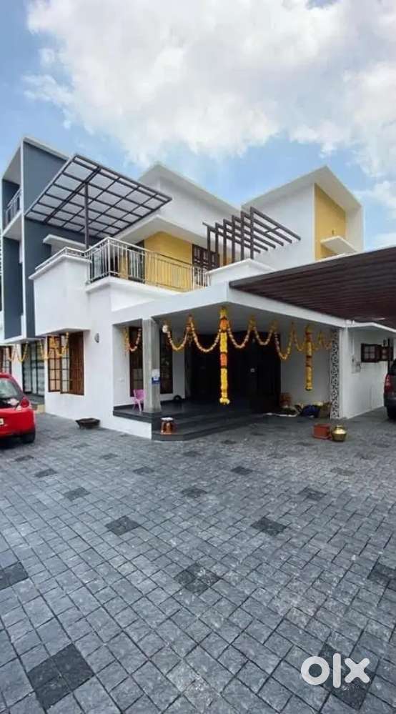 Home in Kadavanthra