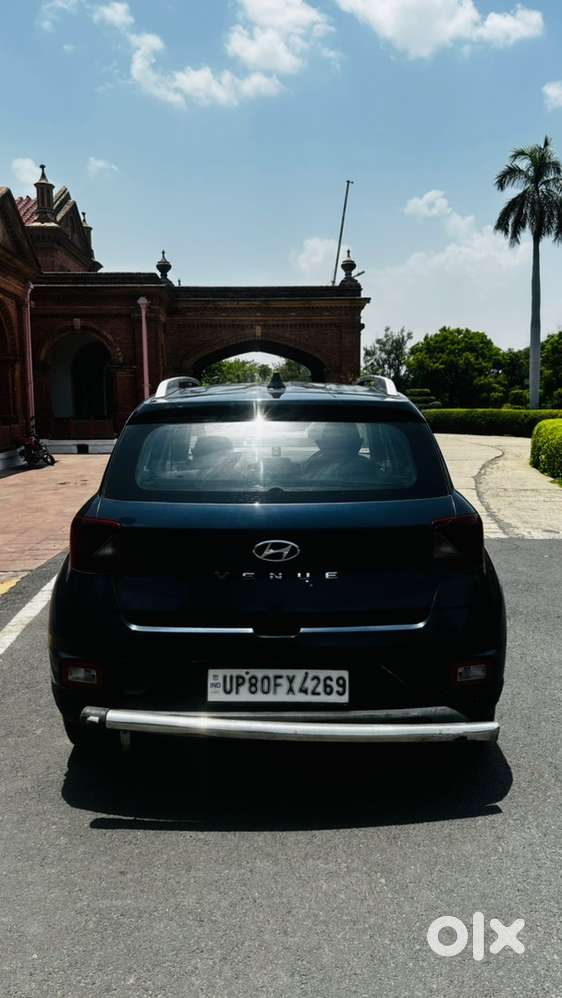 Hyundai Venue Petrol Manual 2021