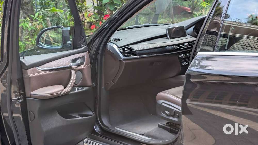 Original Kerala Bmw X5 2015 Diesel 113523 Km (well Driven)