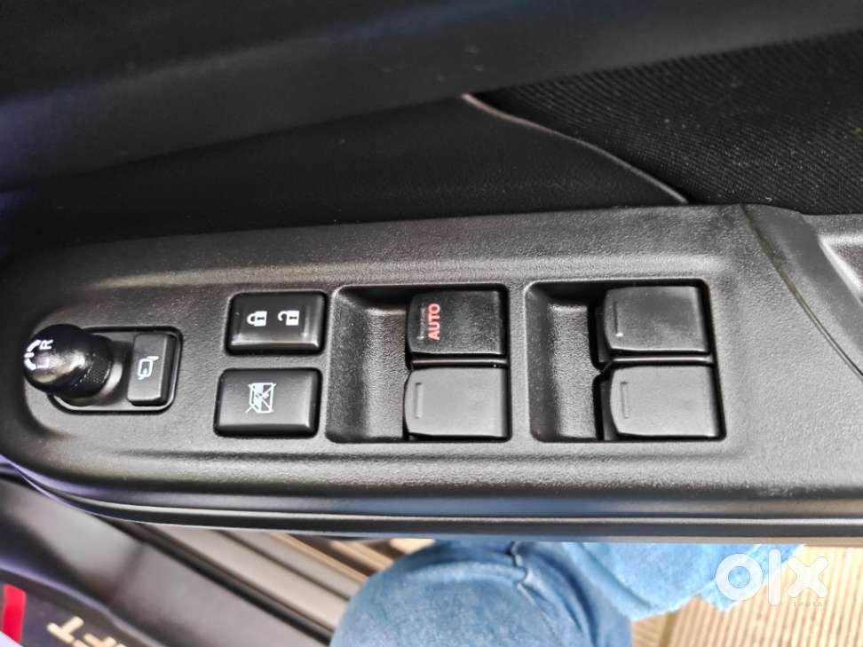 Maruti Suzuki Swift Amt Zxi Plus, 2025, Petrol