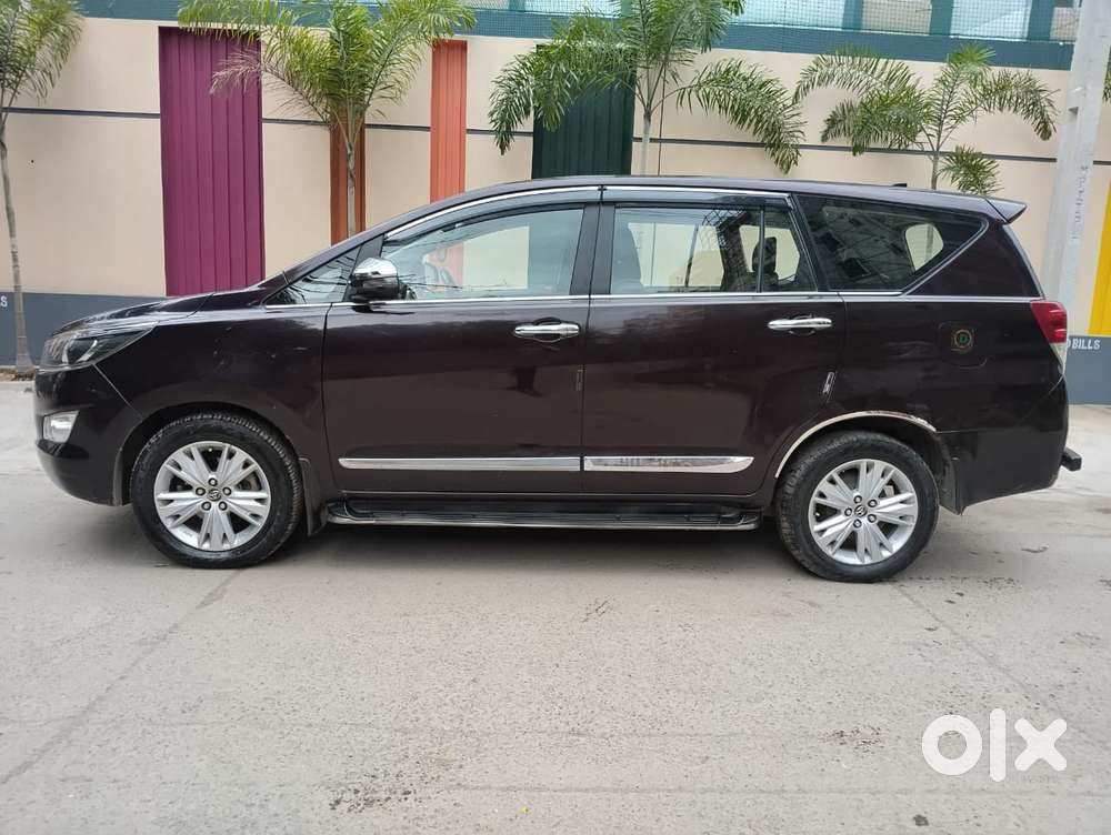 Toyota Innova Crysta 2.8z Automatic, 2019, Diesel