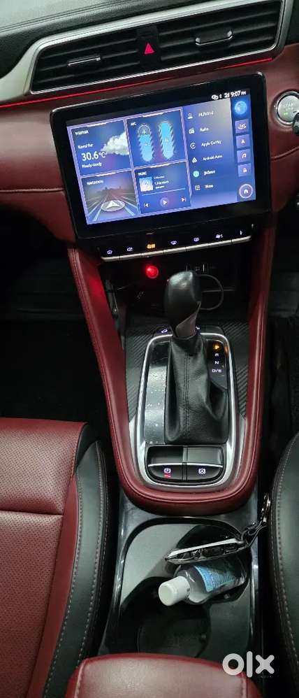 Mg Astor Savvy Red 2024