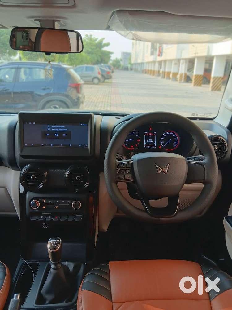 Mahindra Thar Roxx Mx1 Rwd, 2025, Petrol