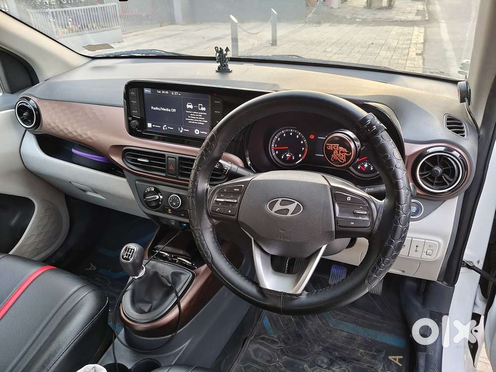 Hyundai Aura Sx Cng+petrol November 2024 Model Well Maintained Car