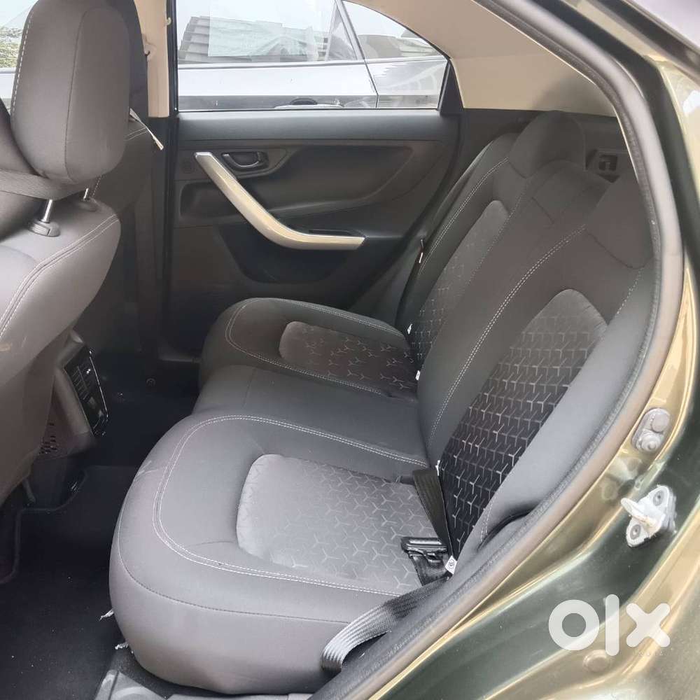 Showroom Conditiontata Nexonxms(petrol/manual)sunroof  Only 12k Kms