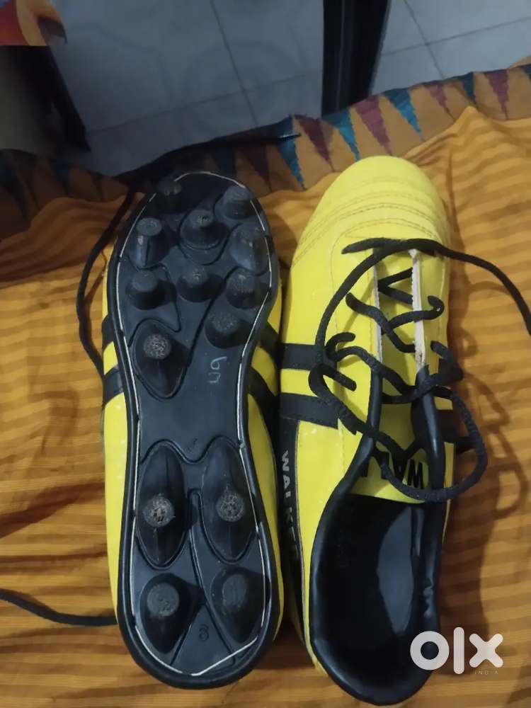 Walker boot