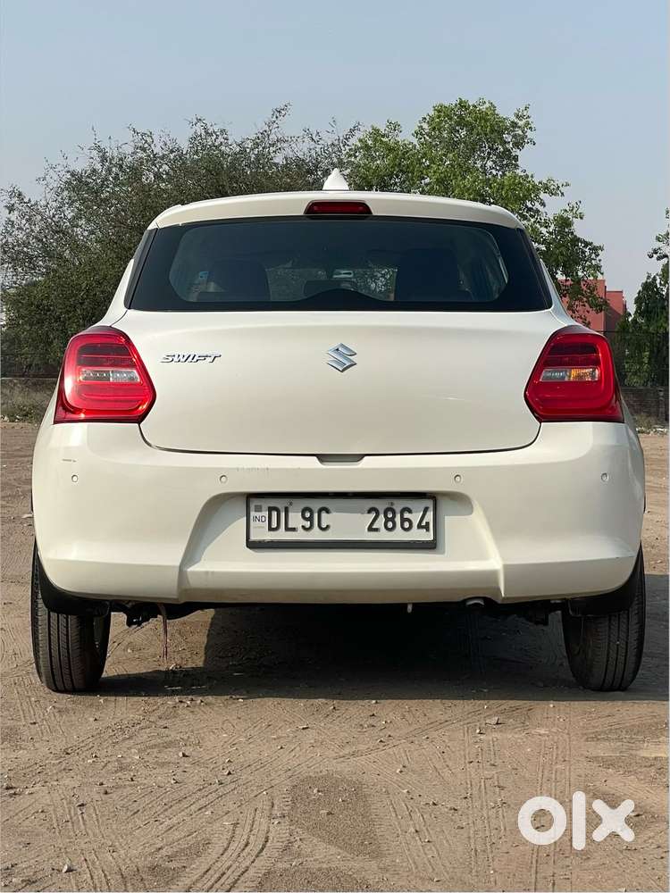 Maruti Suzuki Swift 1.2 Vxi (o), 2022, Petrol