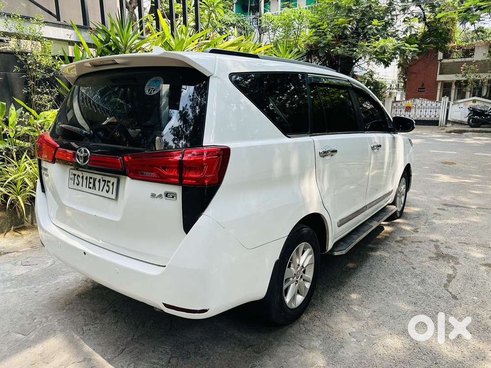 Toyota Innova Crysta 2.4 Gx Mt 8s, 2017, Diesel