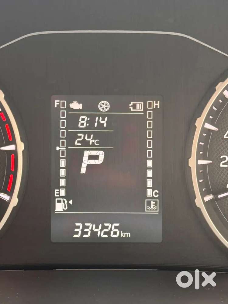 Brezza Automatic 2022 Smart Hybrid