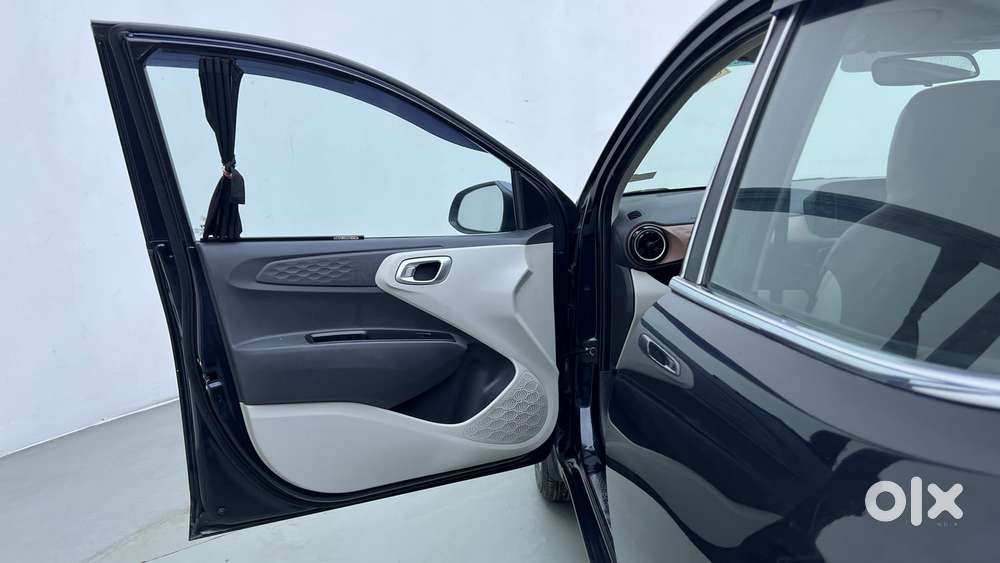 Hyundai Aura 1.2 Sx Cng, 2024, Cng & Hybrids