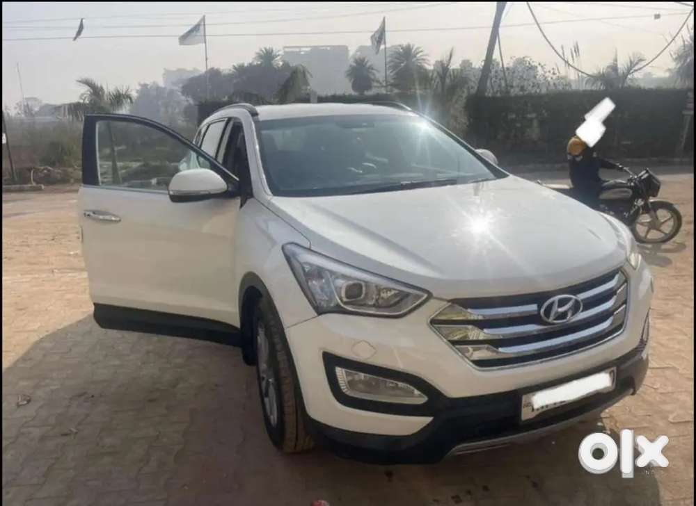 Hyundai Santa Fe Automatic 2015 Dec  Hr  Top Condition  Push Start