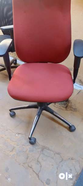 Olx best sale rolling chair