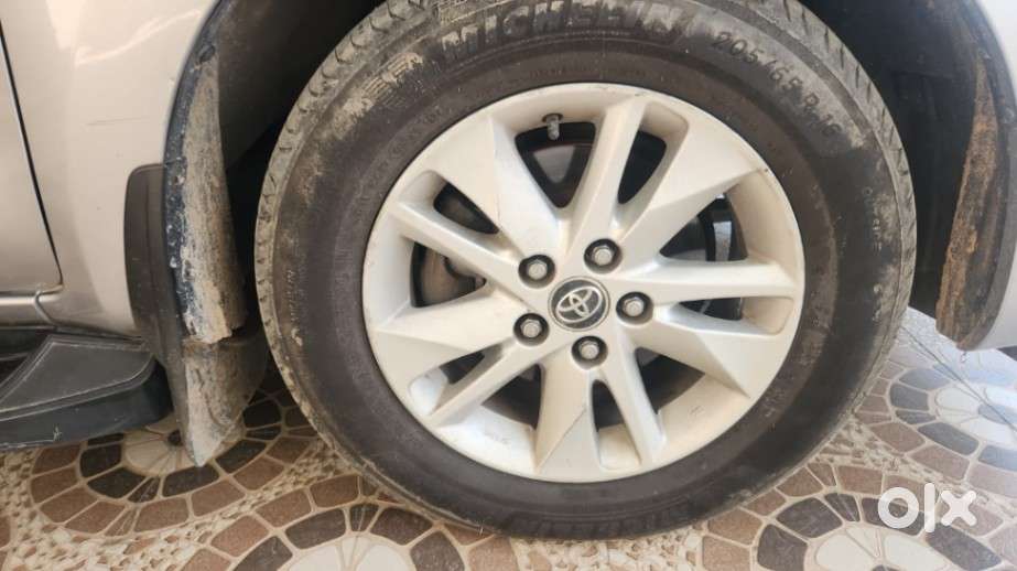 Toyota Innova Crysta 2.4 Gx Mt, 2018, Diesel