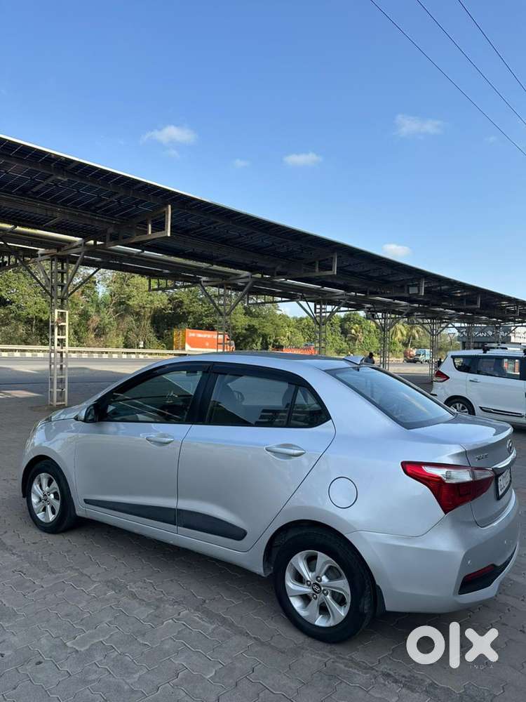 Hyundai Xcent 2018 Variant