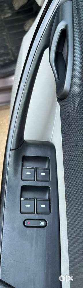 Tata Tiago 1.2 Revotron Xm, 2016, Petrol
