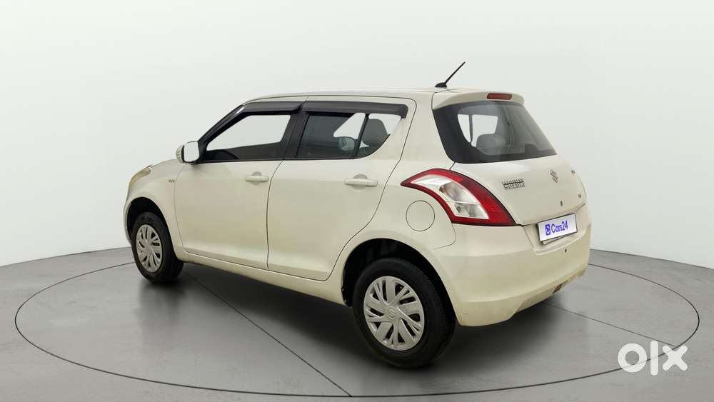Maruti Suzuki Swift Vxi, 2015, Petrol