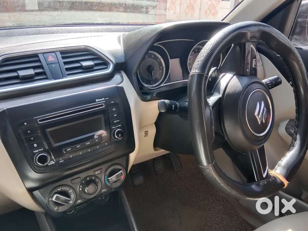 Maruti Suzuki Dzire 2022 Petrol 75000 Km Driven