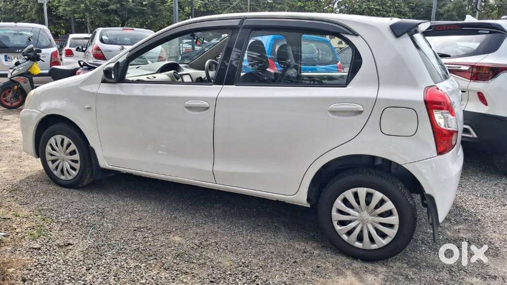 Toyota Etios Liva 1.2 G, 2015, Petrol