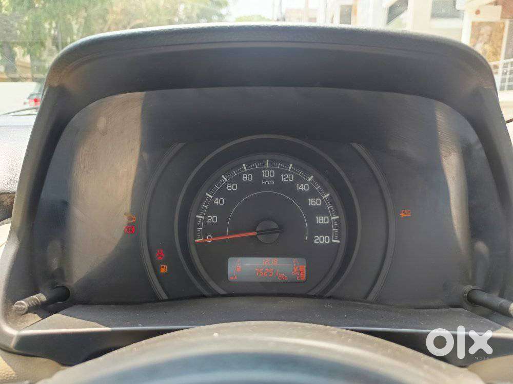 Maruti Suzuki Swift Dzire Lxi Option, 2023, Cng & Hybrids